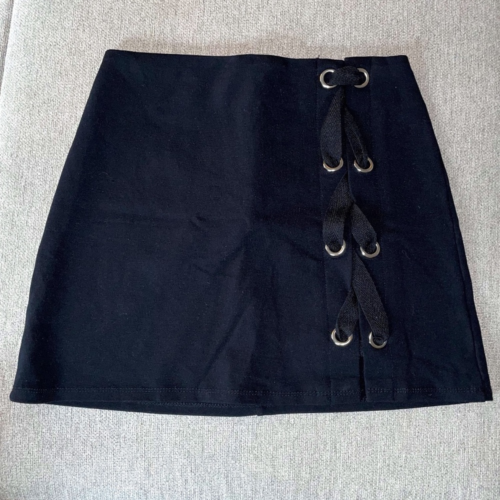 Oboe Black Mini Lace Up Skirt Size S